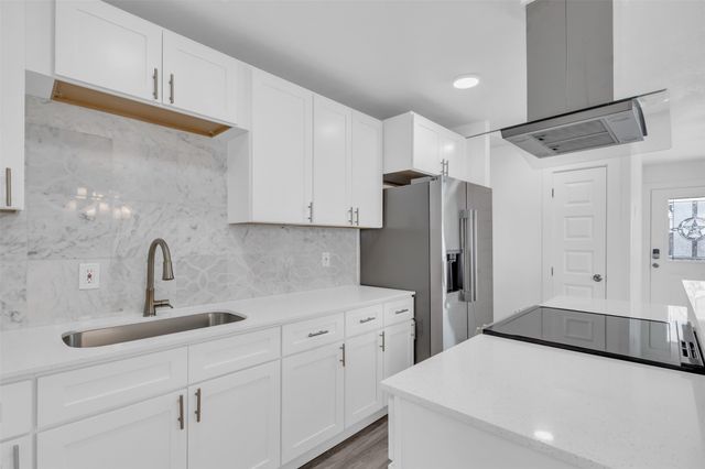 6347 Fenway Street, Dallas, TX 75217