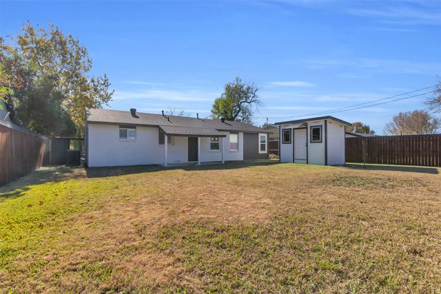 6347 Fenway Street, Dallas, TX 75217