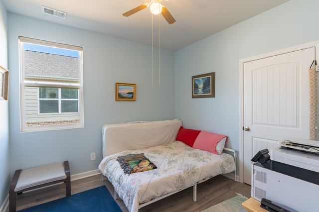 7076 Lang Ave, White House, TN 37188