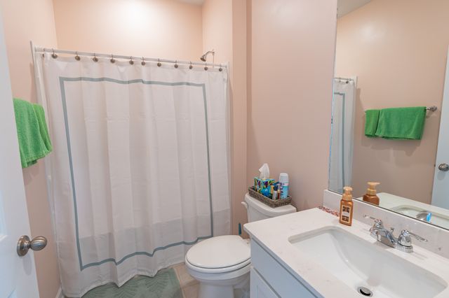 7076 Lang Ave, White House, TN 37188