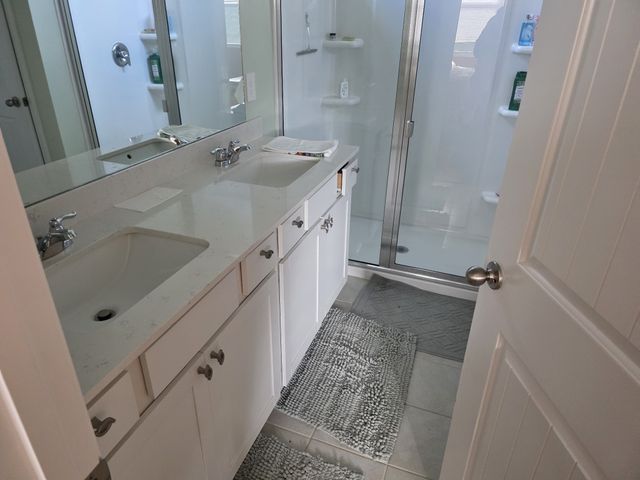 7076 Lang Ave, White House, TN 37188