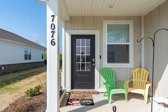 7076 Lang Ave, White House, TN 37188