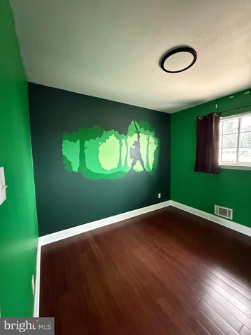 892 ESTATES, Hamilton, NJ 08690