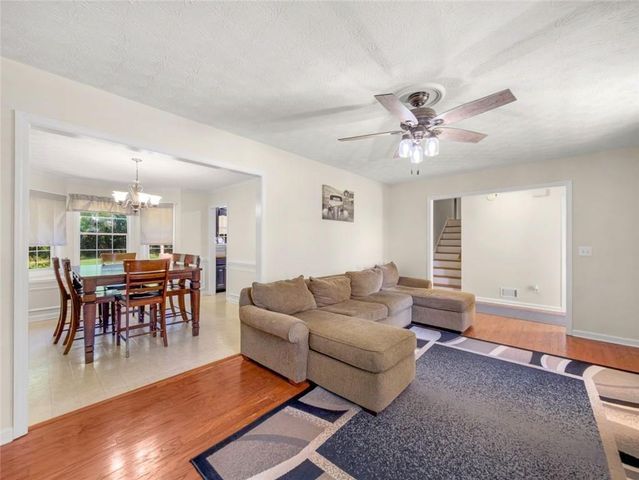 368 Cattlemans Circle Circle, Mcdonough, GA 30252