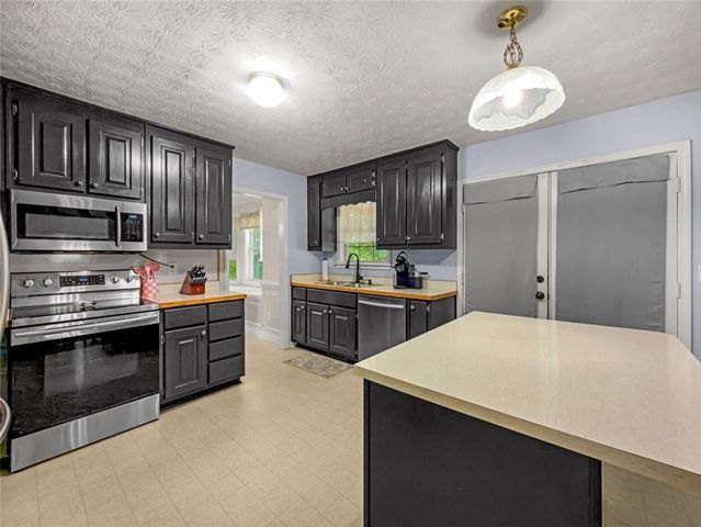 368 Cattlemans Circle Circle, Mcdonough, GA 30252