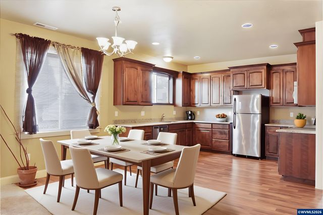 3571 Anchor Ct NE, Salem, OR 97305