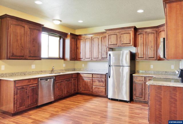 3571 Anchor Ct NE, Salem, OR 97305