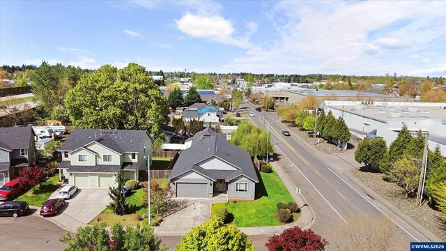 3571 Anchor Ct NE, Salem, OR 97305