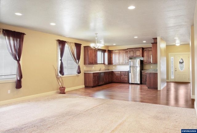 3571 Anchor Ct NE, Salem, OR 97305