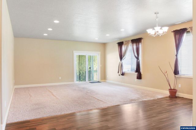 3571 Anchor Ct NE, Salem, OR 97305