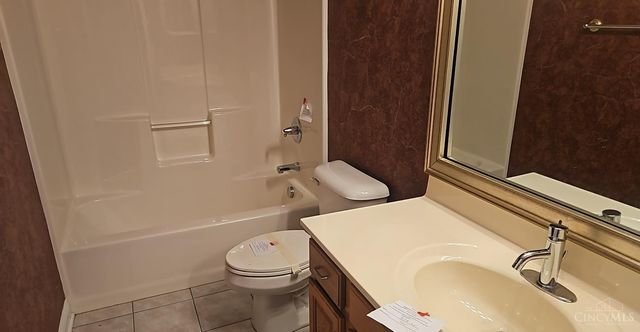 5340 Lakefront Drive, Green Twp, OH 45247