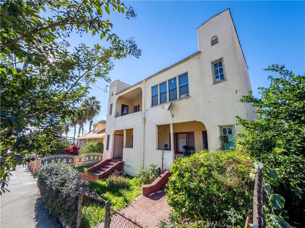 147 N Chicago, Los Angeles, CA 90033