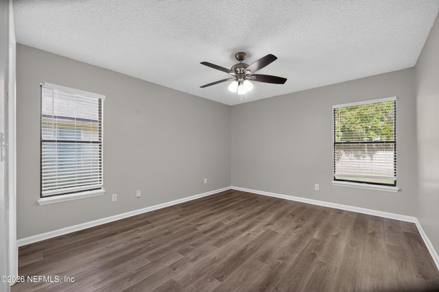 398 WILLOW GREEN Drive, Orange Park, FL 32073
