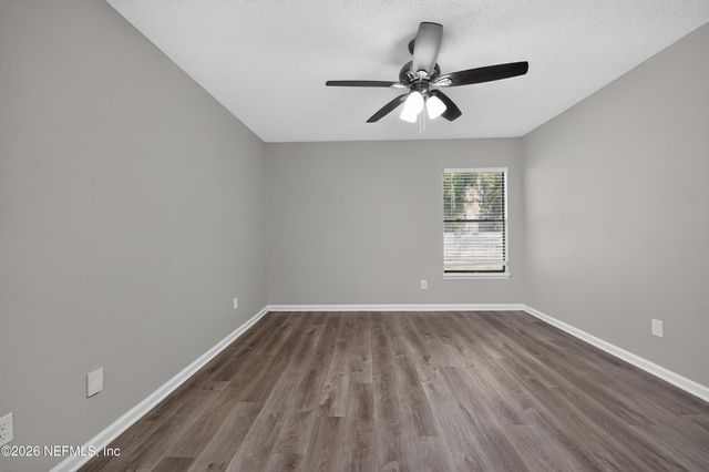398 WILLOW GREEN Drive, Orange Park, FL 32073