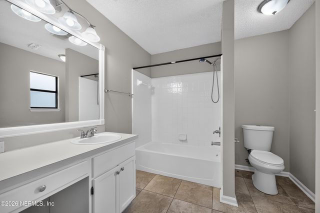 398 WILLOW GREEN Drive, Orange Park, FL 32073