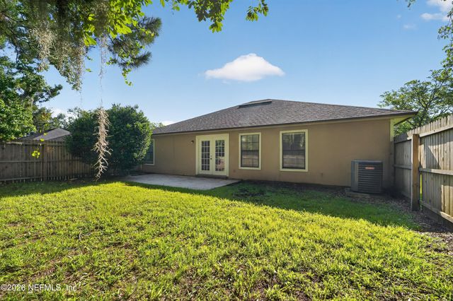 398 WILLOW GREEN Drive, Orange Park, FL 32073
