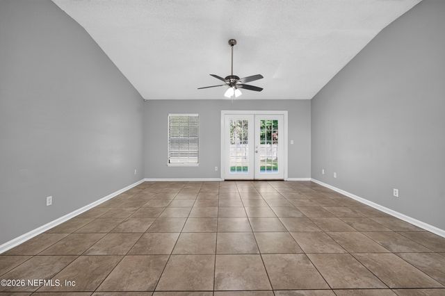 398 WILLOW GREEN Drive, Orange Park, FL 32073