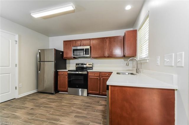 2321 Deerbrook Forest Lane, Greensboro, NC 27406