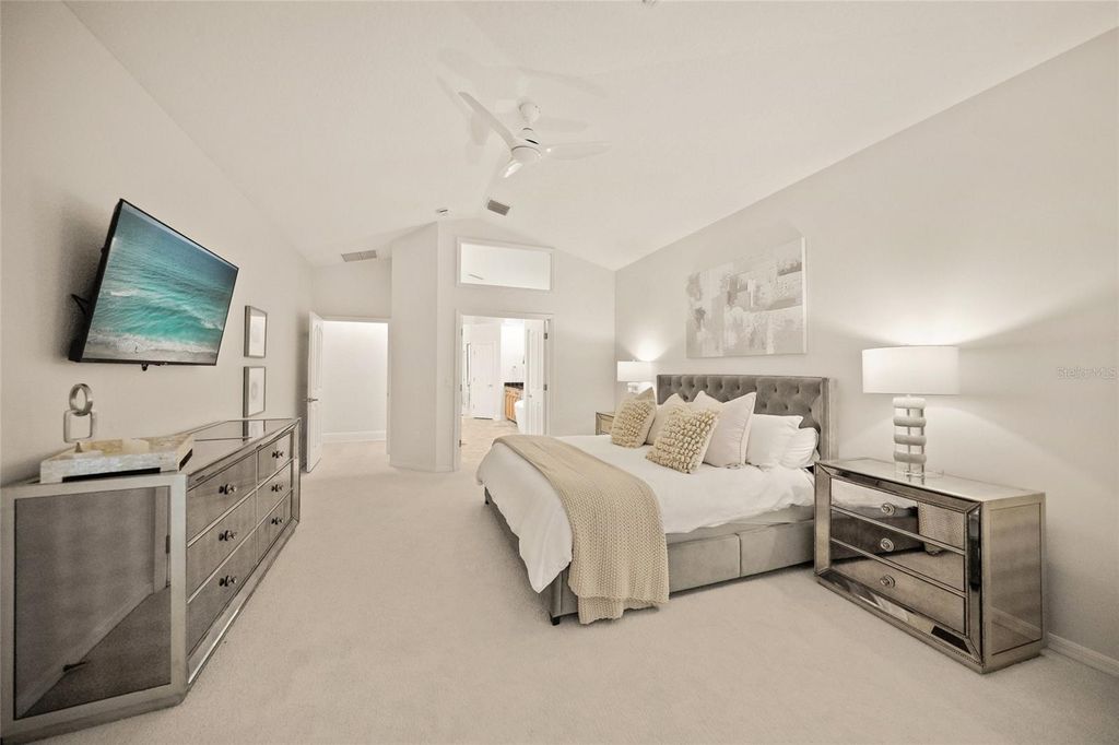 6660 SAINT JAMES CROSSING