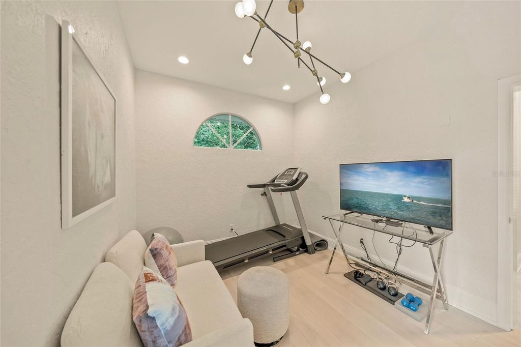 6660 SAINT JAMES CROSSING