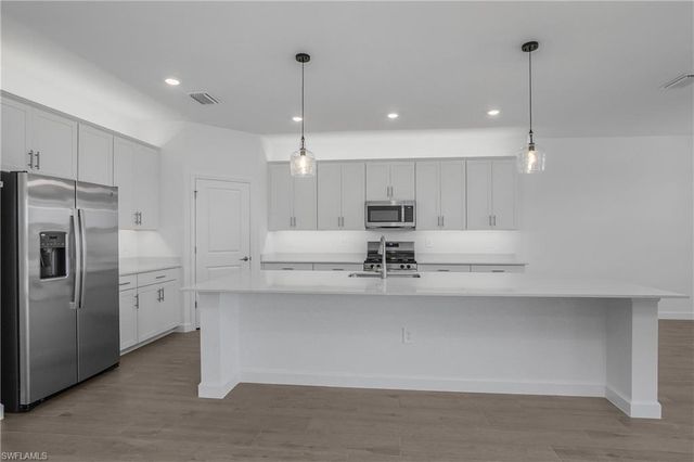 21126 Verawood LOOP, Estero, FL 33928