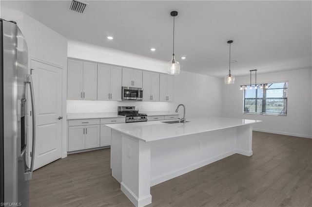 21126 Verawood LOOP, Estero, FL 33928