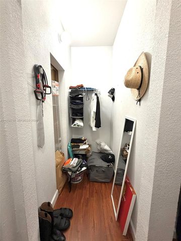 10780 NW 74th Ln, Doral, FL 33178