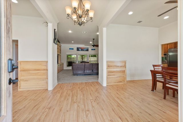 548 Mckittrick Court, Godley, TX 76044