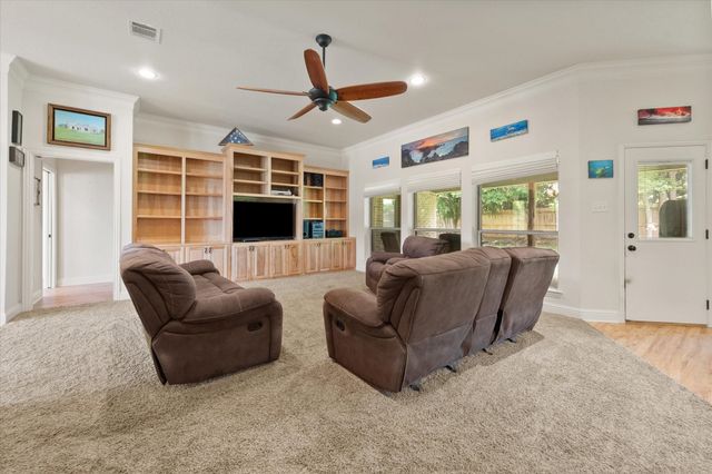 548 Mckittrick Court, Godley, TX 76044
