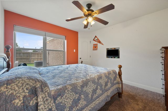 548 Mckittrick Court, Godley, TX 76044