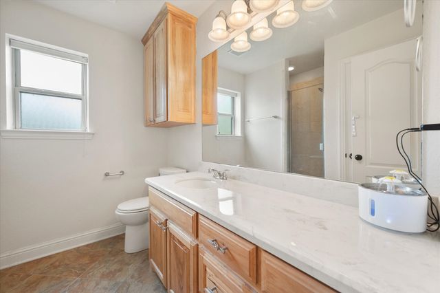 548 Mckittrick Court, Godley, TX 76044