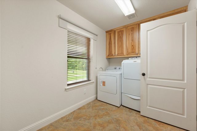548 Mckittrick Court, Godley, TX 76044