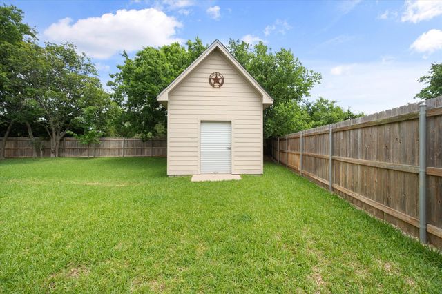 548 Mckittrick Court, Godley, TX 76044