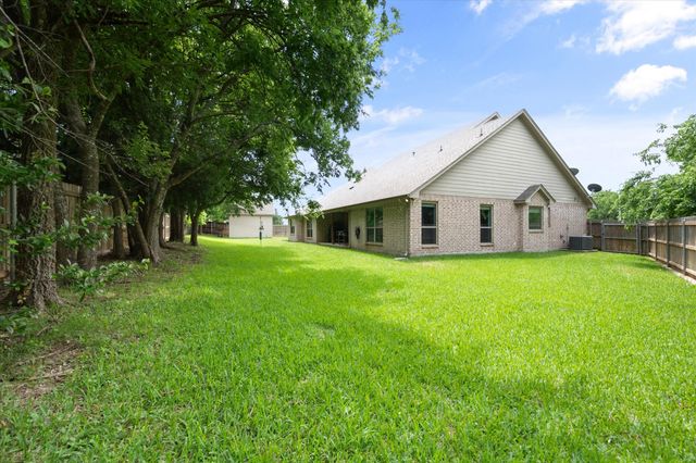 548 Mckittrick Court, Godley, TX 76044