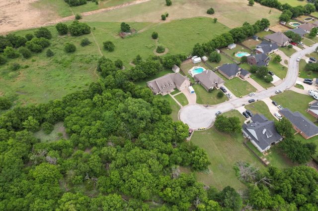 548 Mckittrick Court, Godley, TX 76044
