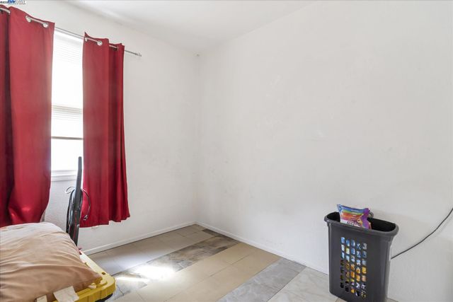 917 26Th Ave, Oakland, CA 94601