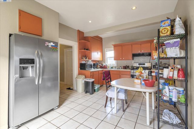 917 26Th Ave, Oakland, CA 94601