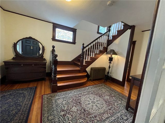 35 Annandale Road, Newport, RI 02840