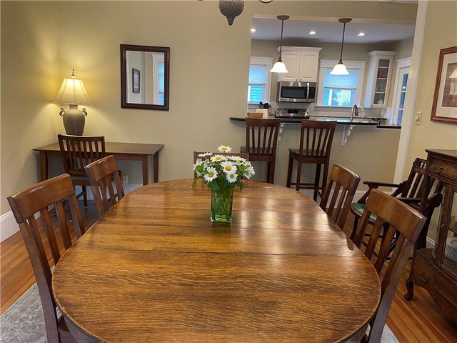 35 Annandale Road, Newport, RI 02840