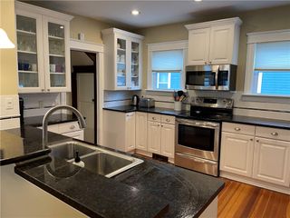 35 Annandale Road, Newport, RI 02840