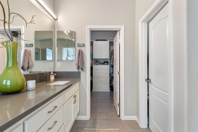 2168 Dorrington Dr, Roseville, CA 95661
