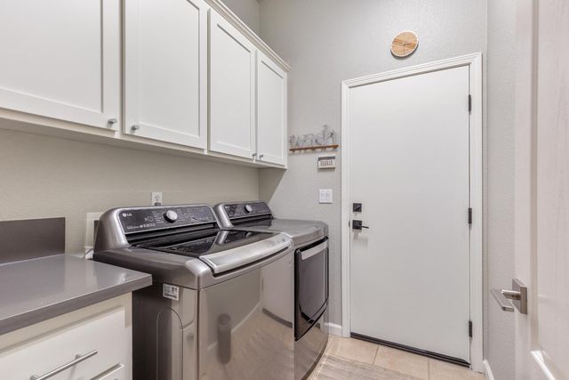 2168 Dorrington Dr, Roseville, CA 95661