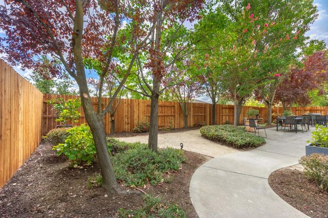 2168 Dorrington Dr, Roseville, CA 95661