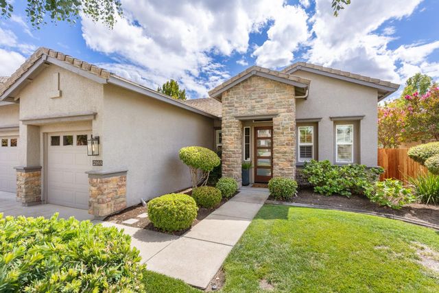 2168 Dorrington Dr, Roseville, CA 95661