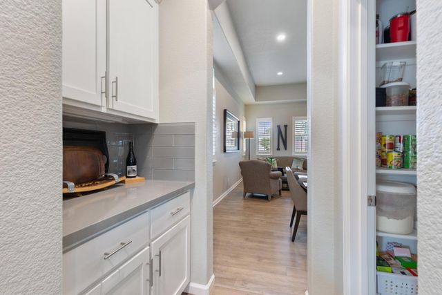 2168 Dorrington Dr, Roseville, CA 95661