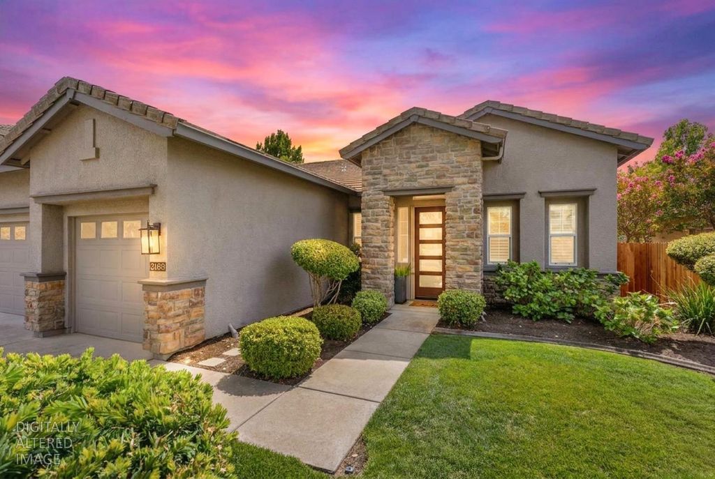 2168 Dorrington Dr, Roseville, CA 95661