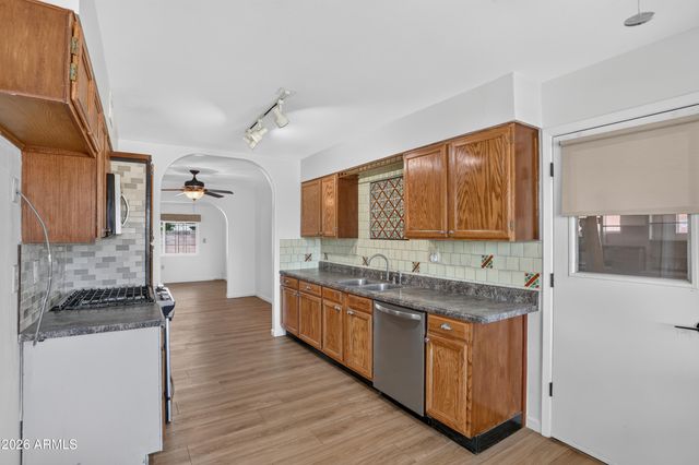 10613 W MEADE Drive, Sun City, AZ 85351