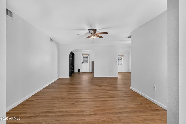 10613 W MEADE Drive, Sun City, AZ 85351