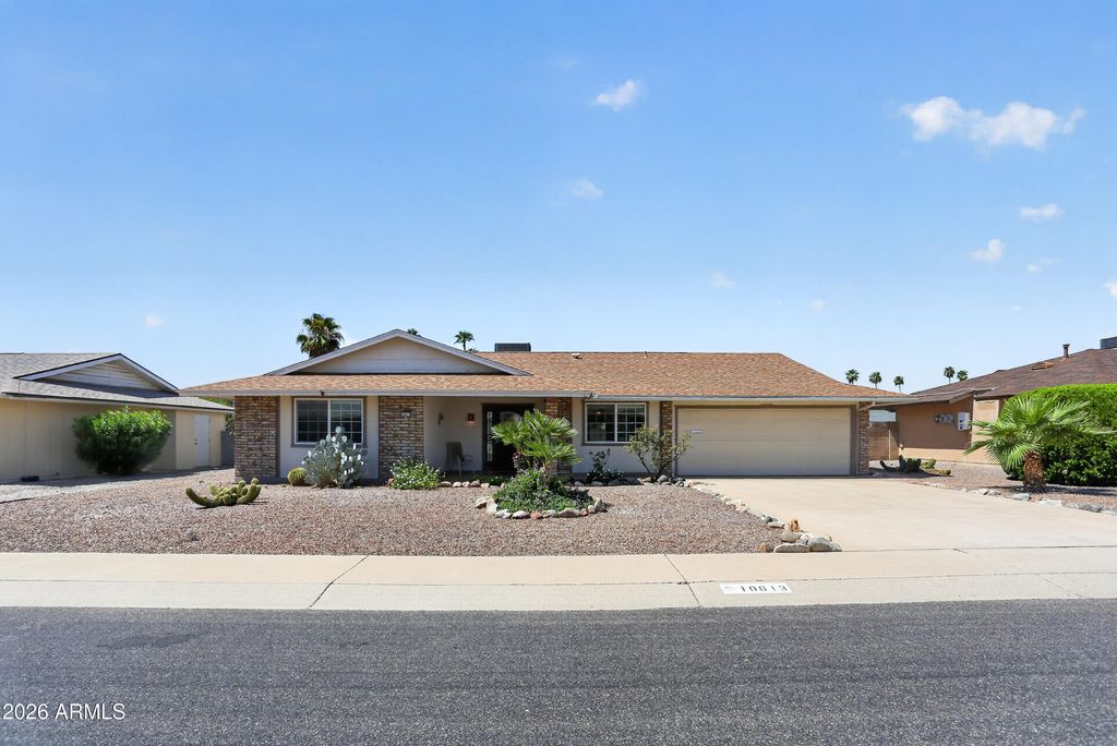 10613 W MEADE Drive, Sun City, AZ 85351 — photo 2