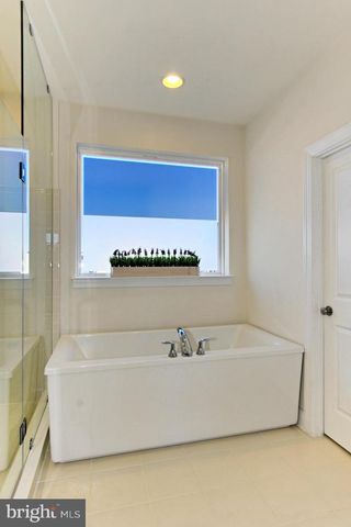 23109 COTTONWILLOW SQ, Brambleton, VA 20148